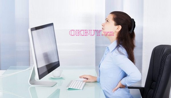 Tư thế làm việc không dúng có thể gây ảnh hưởng rất lớn đến tình trạng đau nhức xương khớp