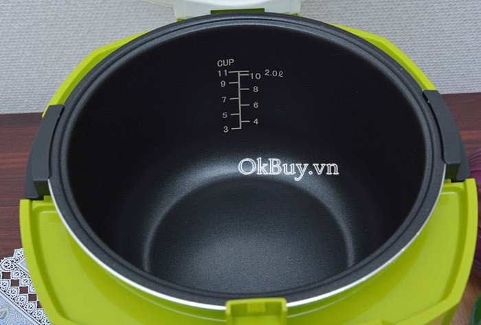 nồi cơm điện nắp gài Sunhouse SHD-6820